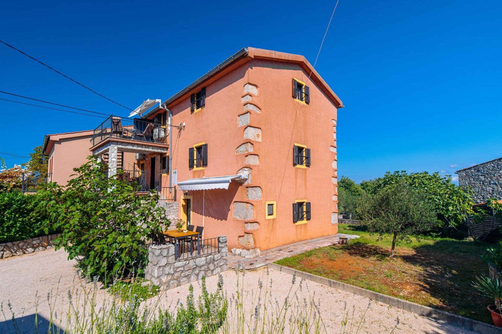 Apartments Lina Vrh  Exterior photo
