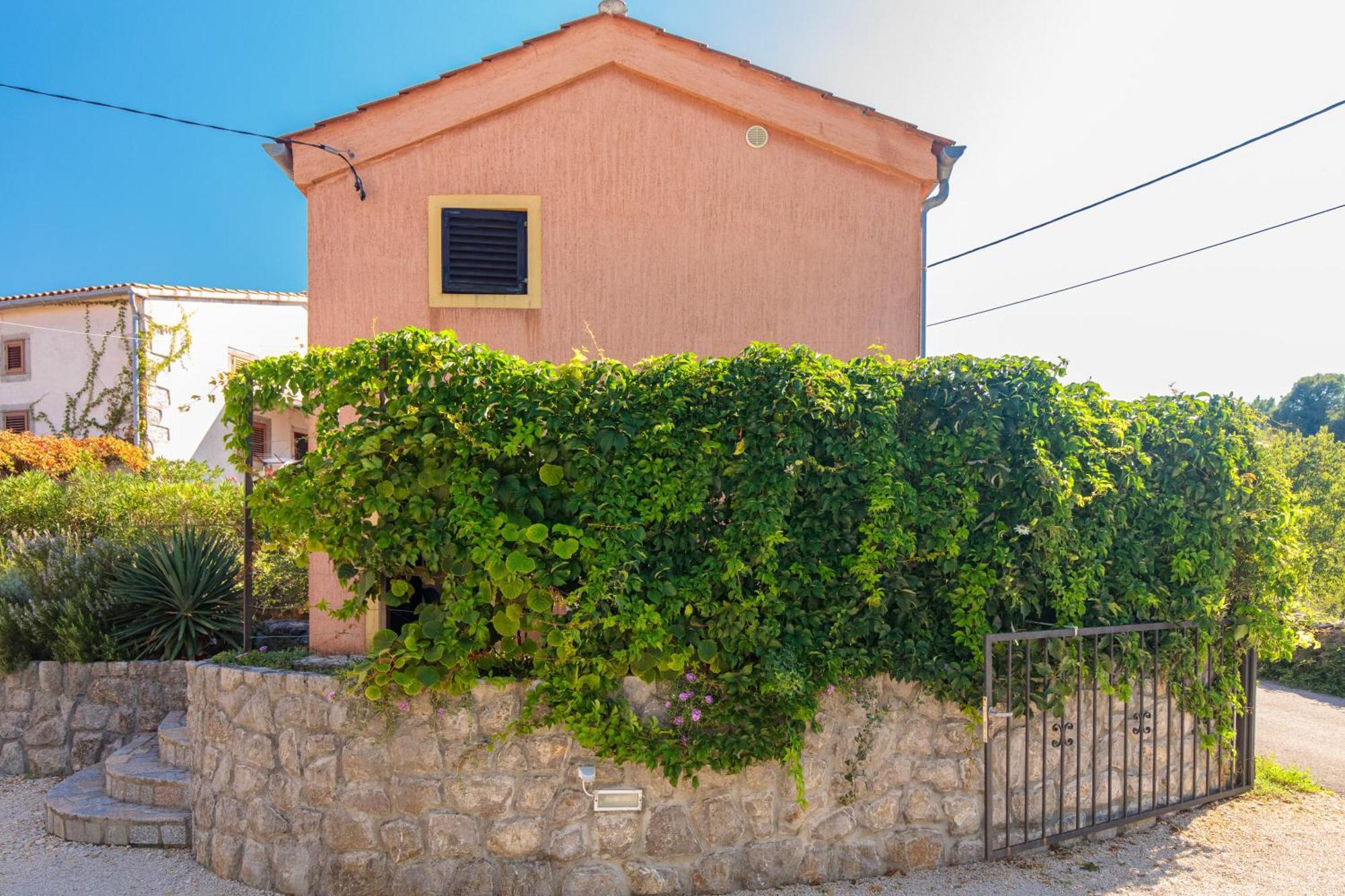 Apartments Lina Vrh  Exterior photo